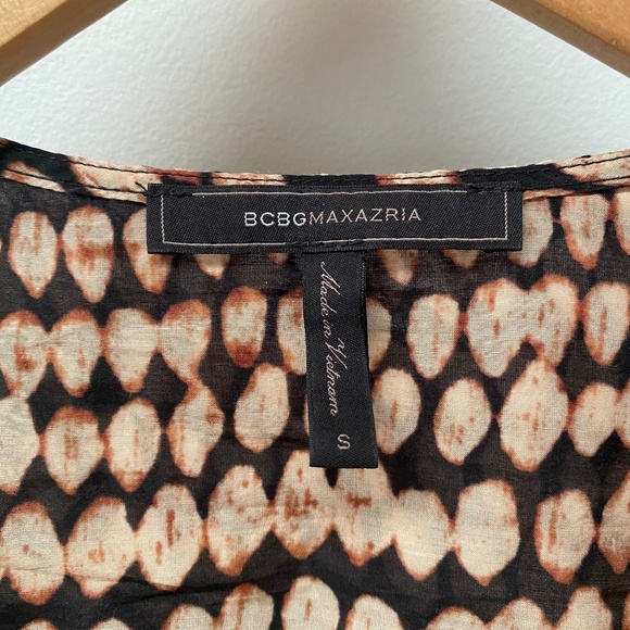 BCBG MAX AZRIA Sandy Dots Wrap Top CJV1198518 Lightweight Size S $198.00 - Picture 4 of 8